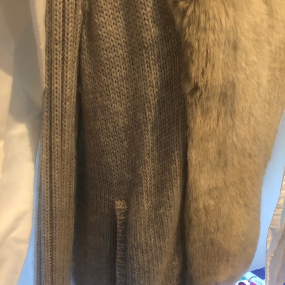 Ella Moss fur shawl collar sweater - Picture 2 of 8